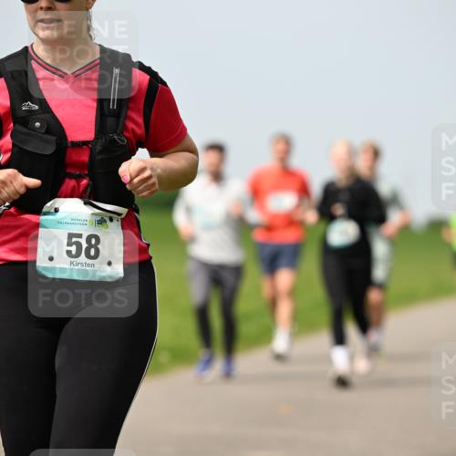 10.05.2026 - 8. Wedeler Halbmarathon Dr. Thomas Lammeyer http://msf.ph/oto/9710454 10.05.2026 12:04:49 Laufen  meine-sportfotos.de