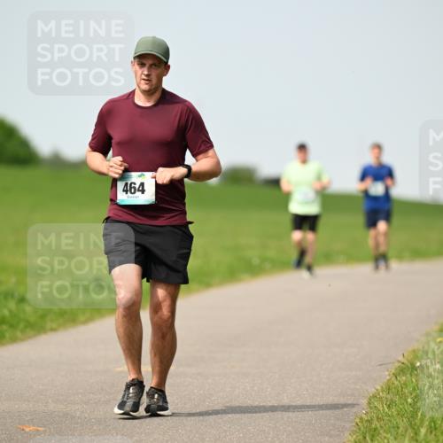 10.05.2026 - 8. Wedeler Halbmarathon Dr. Thomas Lammeyer http://msf.ph/oto/9710676 10.05.2026 12:05:04 Laufen 464 meine-sportfotos.de