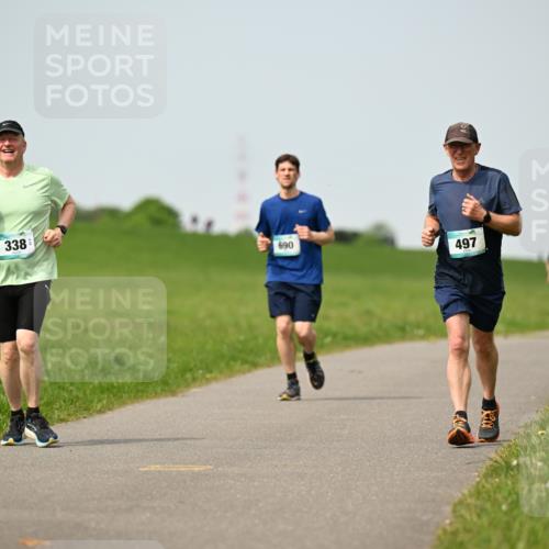 10.05.2026 - 8. Wedeler Halbmarathon Dr. Thomas Lammeyer http://msf.ph/oto/9710744 10.05.2026 12:05:12 Laufen 338, 690, 497 meine-sportfotos.de