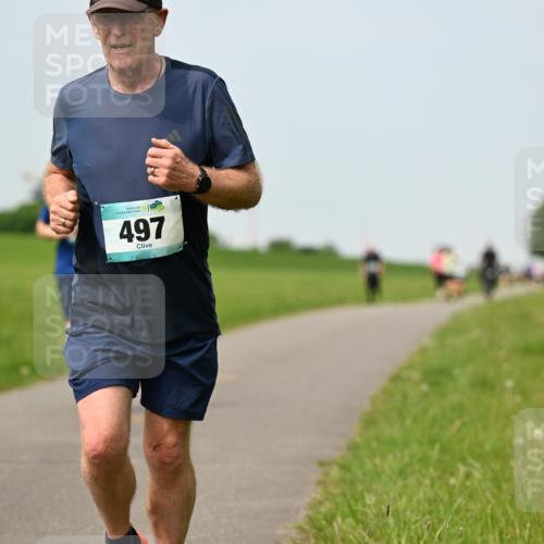 10.05.2026 - 8. Wedeler Halbmarathon Dr. Thomas Lammeyer http://msf.ph/oto/9710852 10.05.2026 12:05:19 Laufen 497 meine-sportfotos.de