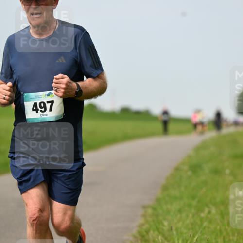 10.05.2026 - 8. Wedeler Halbmarathon Dr. Thomas Lammeyer http://msf.ph/oto/9710864 10.05.2026 12:05:19 Laufen 497 meine-sportfotos.de