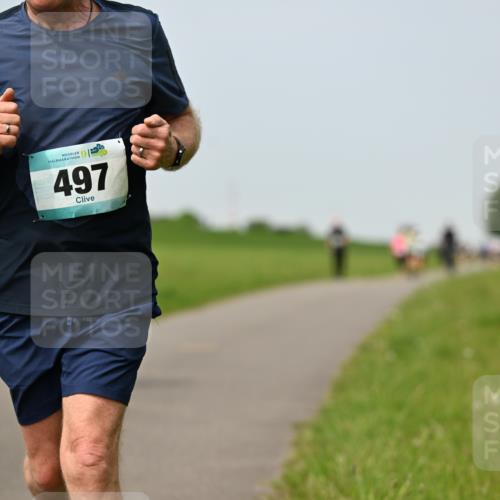 10.05.2026 - 8. Wedeler Halbmarathon Dr. Thomas Lammeyer http://msf.ph/oto/9710868 10.05.2026 12:05:19 Laufen 497 meine-sportfotos.de