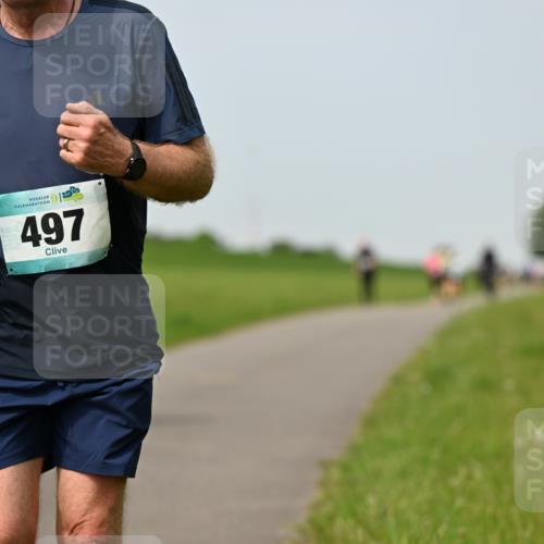 10.05.2026 - 8. Wedeler Halbmarathon Dr. Thomas Lammeyer http://msf.ph/oto/9710870 10.05.2026 12:05:20 Laufen 497 meine-sportfotos.de