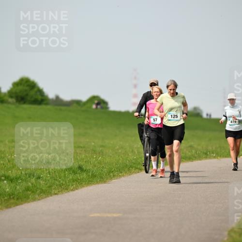 10.05.2026 - 8. Wedeler Halbmarathon Dr. Thomas Lammeyer http://msf.ph/oto/9710999 10.05.2026 12:05:35 Laufen 125, 416 meine-sportfotos.de