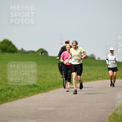 10.05.2026 - 8. Wedeler Halbmarathon Dr. Thomas Lammeyer http://msf.ph/oto/9711007 10.05.2026 12:05:35 Laufen 416 meine-sportfotos.de