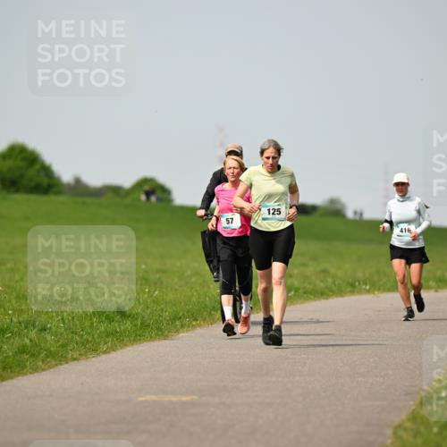 10.05.2026 - 8. Wedeler Halbmarathon Dr. Thomas Lammeyer http://msf.ph/oto/9711012 10.05.2026 12:05:36 Laufen 125, 416 meine-sportfotos.de