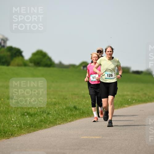 10.05.2026 - 8. Wedeler Halbmarathon Dr. Thomas Lammeyer http://msf.ph/oto/9711046 10.05.2026 12:05:37 Laufen 125, 416 meine-sportfotos.de