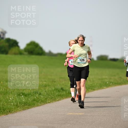 10.05.2026 - 8. Wedeler Halbmarathon Dr. Thomas Lammeyer http://msf.ph/oto/9711057 10.05.2026 12:05:38 Laufen 125 meine-sportfotos.de