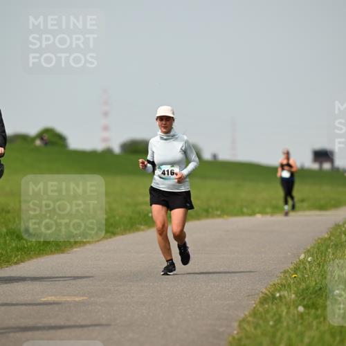 10.05.2026 - 8. Wedeler Halbmarathon Dr. Thomas Lammeyer http://msf.ph/oto/9711088 10.05.2026 12:05:41 Laufen 125, 416 meine-sportfotos.de