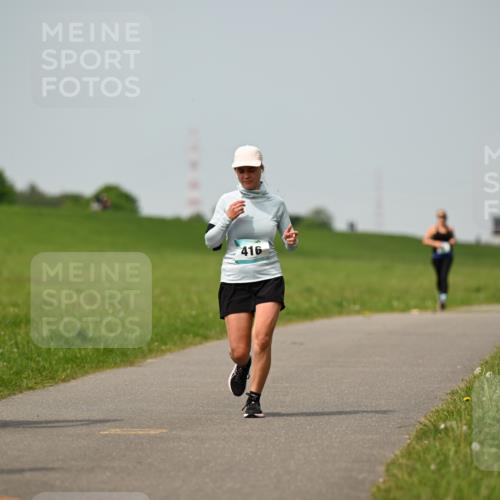 10.05.2026 - 8. Wedeler Halbmarathon Dr. Thomas Lammeyer http://msf.ph/oto/9711108 10.05.2026 12:05:42 Laufen 416 meine-sportfotos.de
