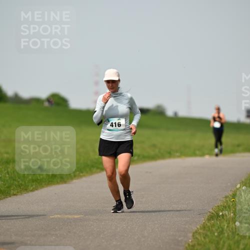 10.05.2026 - 8. Wedeler Halbmarathon Dr. Thomas Lammeyer http://msf.ph/oto/9711118 10.05.2026 12:05:42 Laufen 416 meine-sportfotos.de