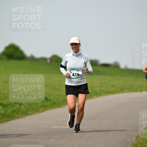 10.05.2026 - 8. Wedeler Halbmarathon Dr. Thomas Lammeyer http://msf.ph/oto/9711134 10.05.2026 12:05:43 Laufen 416 meine-sportfotos.de