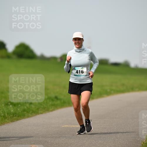 10.05.2026 - 8. Wedeler Halbmarathon Dr. Thomas Lammeyer http://msf.ph/oto/9711141 10.05.2026 12:05:44 Laufen 416 meine-sportfotos.de
