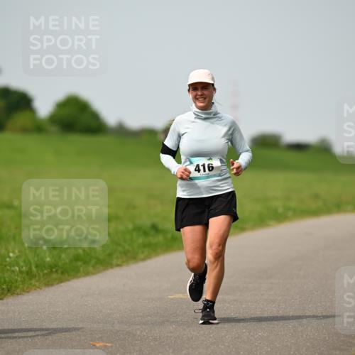 10.05.2026 - 8. Wedeler Halbmarathon Dr. Thomas Lammeyer http://msf.ph/oto/9711147 10.05.2026 12:05:44 Laufen 416 meine-sportfotos.de