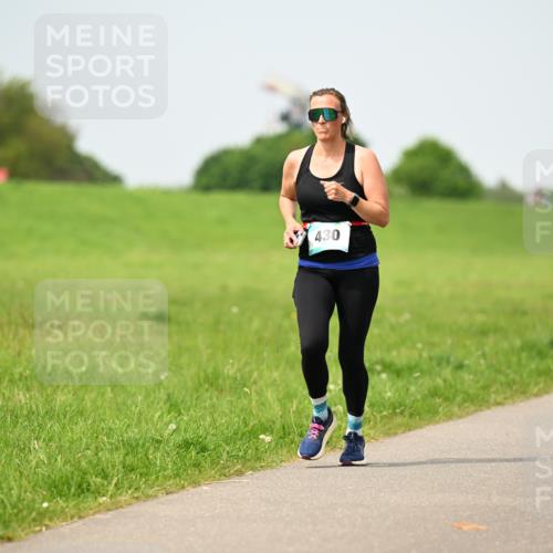 10.05.2026 - 8. Wedeler Halbmarathon Dr. Thomas Lammeyer http://msf.ph/oto/9711188 10.05.2026 12:06:01 Laufen 430 meine-sportfotos.de