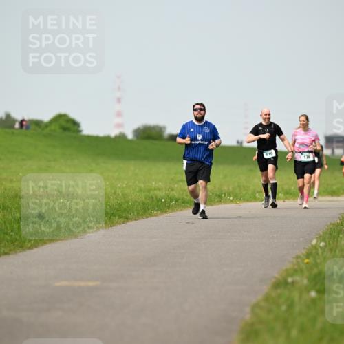 10.05.2026 - 8. Wedeler Halbmarathon Dr. Thomas Lammeyer http://msf.ph/oto/9711210 10.05.2026 12:06:07 Laufen 510, 176 meine-sportfotos.de