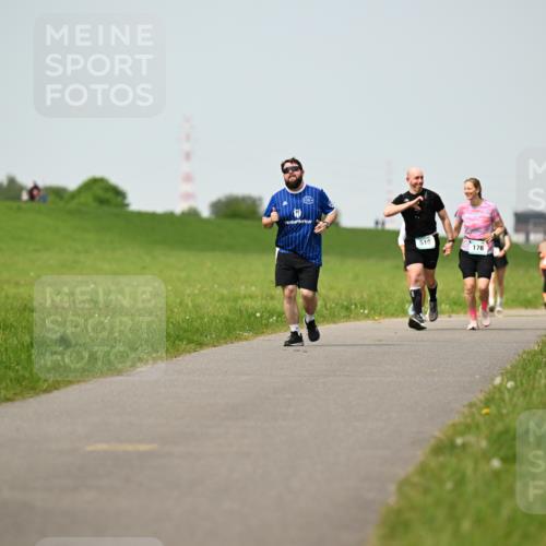 10.05.2026 - 8. Wedeler Halbmarathon Dr. Thomas Lammeyer http://msf.ph/oto/9711214 10.05.2026 12:06:07 Laufen 510, 176 meine-sportfotos.de