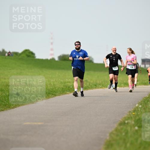 10.05.2026 - 8. Wedeler Halbmarathon Dr. Thomas Lammeyer http://msf.ph/oto/9711227 10.05.2026 12:06:08 Laufen 510, 176 meine-sportfotos.de