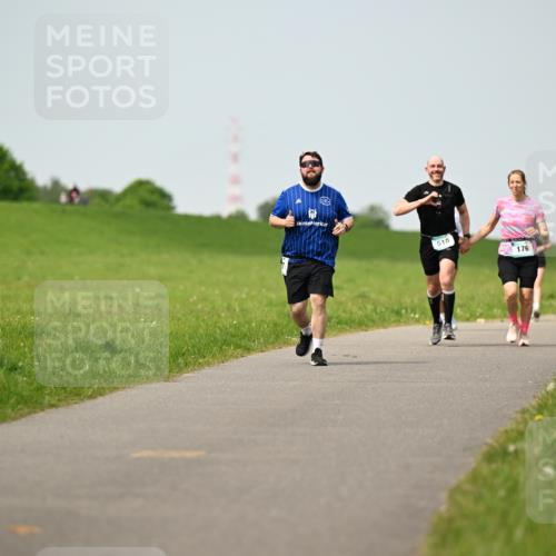 10.05.2026 - 8. Wedeler Halbmarathon Dr. Thomas Lammeyer http://msf.ph/oto/9711251 10.05.2026 12:06:09 Laufen 510, 176 meine-sportfotos.de
