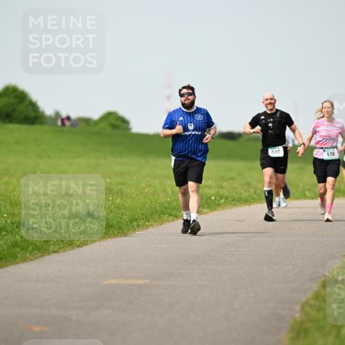 10.05.2026 - 8. Wedeler Halbmarathon Dr. Thomas Lammeyer http://msf.ph/oto/9711270 10.05.2026 12:06:10 Laufen 510, 176 meine-sportfotos.de