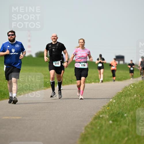 10.05.2026 - 8. Wedeler Halbmarathon Dr. Thomas Lammeyer http://msf.ph/oto/9711282 10.05.2026 12:06:12 Laufen 510, 176 meine-sportfotos.de