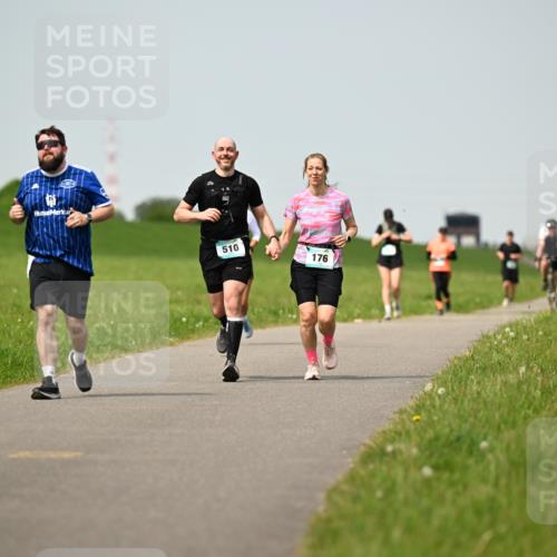 10.05.2026 - 8. Wedeler Halbmarathon Dr. Thomas Lammeyer http://msf.ph/oto/9711285 10.05.2026 12:06:12 Laufen 510, 176 meine-sportfotos.de