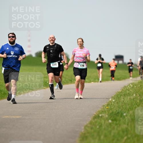 10.05.2026 - 8. Wedeler Halbmarathon Dr. Thomas Lammeyer http://msf.ph/oto/9711288 10.05.2026 12:06:12 Laufen 510, 176 meine-sportfotos.de