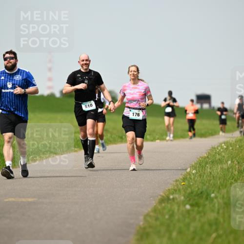 10.05.2026 - 8. Wedeler Halbmarathon Dr. Thomas Lammeyer http://msf.ph/oto/9711289 10.05.2026 12:06:13 Laufen 510, 176 meine-sportfotos.de
