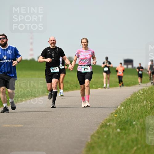 10.05.2026 - 8. Wedeler Halbmarathon Dr. Thomas Lammeyer http://msf.ph/oto/9711294 10.05.2026 12:06:13 Laufen 510, 176 meine-sportfotos.de