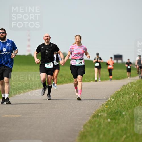 10.05.2026 - 8. Wedeler Halbmarathon Dr. Thomas Lammeyer http://msf.ph/oto/9711308 10.05.2026 12:06:13 Laufen 510, 176 meine-sportfotos.de