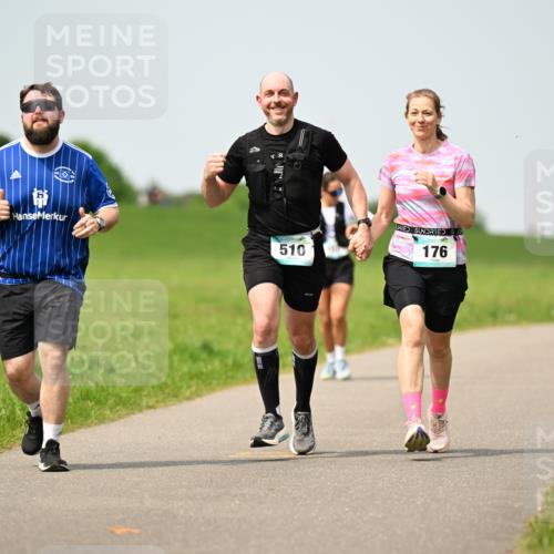 10.05.2026 - 8. Wedeler Halbmarathon Dr. Thomas Lammeyer http://msf.ph/oto/9711345 10.05.2026 12:06:16 Laufen 510, 176 meine-sportfotos.de