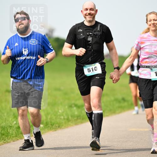 10.05.2026 - 8. Wedeler Halbmarathon Dr. Thomas Lammeyer http://msf.ph/oto/9711386 10.05.2026 12:06:18 Laufen 510, 176 meine-sportfotos.de