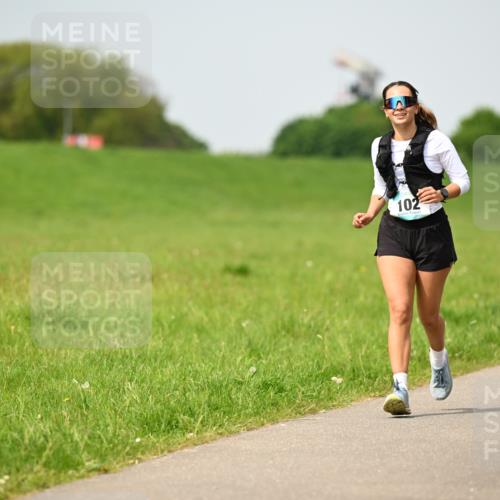 10.05.2026 - 8. Wedeler Halbmarathon Dr. Thomas Lammeyer http://msf.ph/oto/9711411 10.05.2026 12:06:22 Laufen 102 meine-sportfotos.de