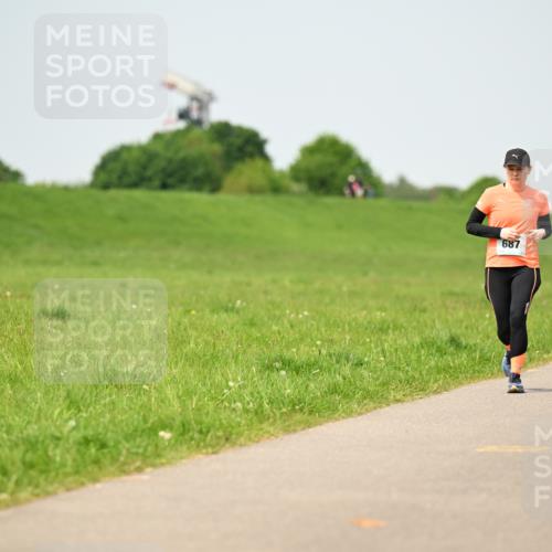 10.05.2026 - 8. Wedeler Halbmarathon Dr. Thomas Lammeyer http://msf.ph/oto/9711442 10.05.2026 12:06:32 Laufen 687 meine-sportfotos.de