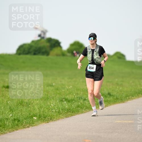 10.05.2026 - 8. Wedeler Halbmarathon Dr. Thomas Lammeyer http://msf.ph/oto/9711603 10.05.2026 12:06:41 Laufen 554 meine-sportfotos.de