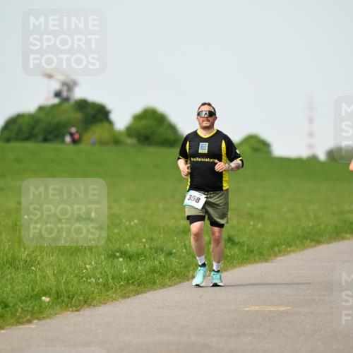 10.05.2026 - 8. Wedeler Halbmarathon Dr. Thomas Lammeyer http://msf.ph/oto/9711700 10.05.2026 12:07:15 Laufen 358 meine-sportfotos.de