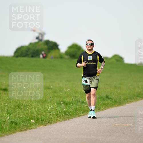 10.05.2026 - 8. Wedeler Halbmarathon Dr. Thomas Lammeyer http://msf.ph/oto/9711711 10.05.2026 12:07:16 Laufen 358 meine-sportfotos.de