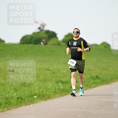 10.05.2026 - 8. Wedeler Halbmarathon Dr. Thomas Lammeyer http://msf.ph/oto/9711721 10.05.2026 12:07:16 Laufen 358 meine-sportfotos.de