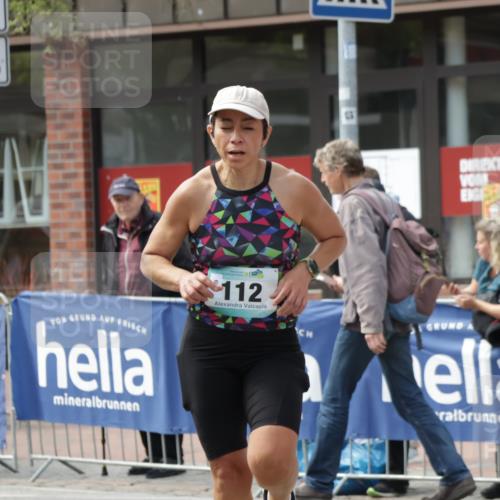 10.05.2026 - 8. Wedeler Halbmarathon Yannick Fuchs http://msf.ph/oto/9711732 10.05.2026 11:24:19 Ziel 112 meine-sportfotos.de
