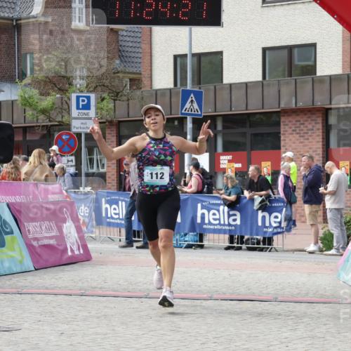 10.05.2026 - 8. Wedeler Halbmarathon Yannick Fuchs http://msf.ph/oto/9711743 10.05.2026 11:24:19 Ziel 112 meine-sportfotos.de