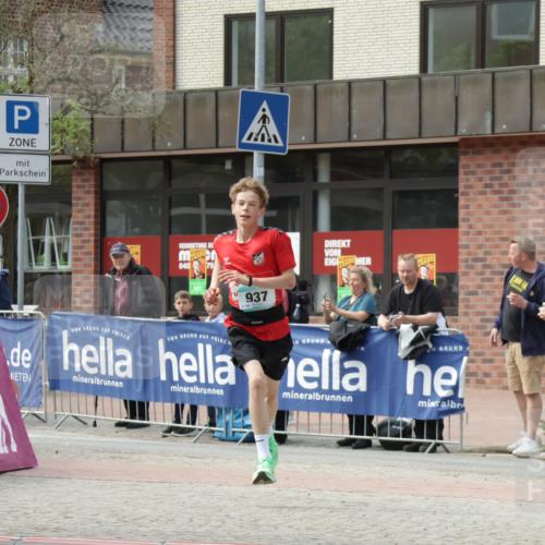 10.05.2026 - 8. Wedeler Halbmarathon Yannick Fuchs http://msf.ph/oto/9711800 10.05.2026 11:24:33 Ziel 937 meine-sportfotos.de