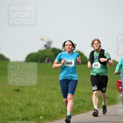 10.05.2026 - 8. Wedeler Halbmarathon Dr. Thomas Lammeyer http://msf.ph/oto/9711960 10.05.2026 12:07:41 Laufen 685, 382 meine-sportfotos.de