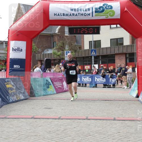 10.05.2026 - 8. Wedeler Halbmarathon Yannick Fuchs http://msf.ph/oto/9712025 10.05.2026 11:24:59 Ziel 477 meine-sportfotos.de