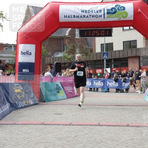10.05.2026 - 8. Wedeler Halbmarathon Yannick Fuchs http://msf.ph/oto/9712030 10.05.2026 11:24:59 Ziel 477 meine-sportfotos.de