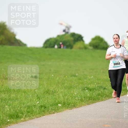 10.05.2026 - 8. Wedeler Halbmarathon Dr. Thomas Lammeyer http://msf.ph/oto/9712089 10.05.2026 12:07:50 Laufen 708, 2055 meine-sportfotos.de