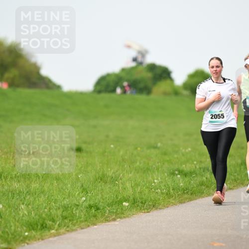 10.05.2026 - 8. Wedeler Halbmarathon Dr. Thomas Lammeyer http://msf.ph/oto/9712096 10.05.2026 12:07:51 Laufen 2055 meine-sportfotos.de