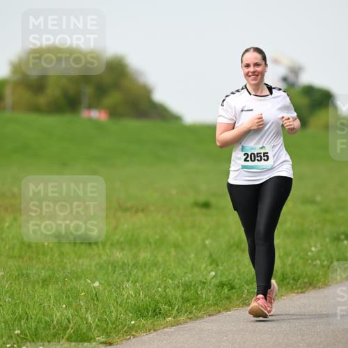 10.05.2026 - 8. Wedeler Halbmarathon Dr. Thomas Lammeyer http://msf.ph/oto/9712146 10.05.2026 12:07:53 Laufen 2055, 708 meine-sportfotos.de