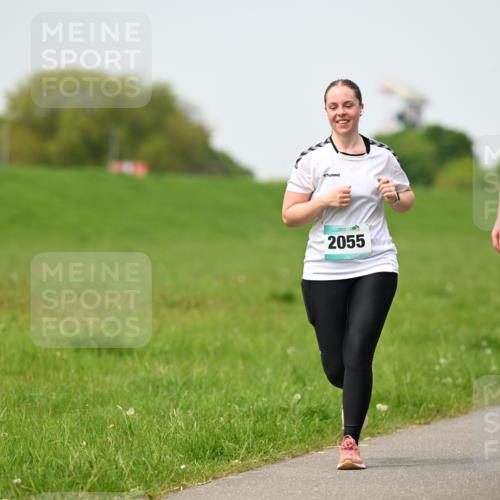 10.05.2026 - 8. Wedeler Halbmarathon Dr. Thomas Lammeyer http://msf.ph/oto/9712152 10.05.2026 12:07:53 Laufen 2055 meine-sportfotos.de