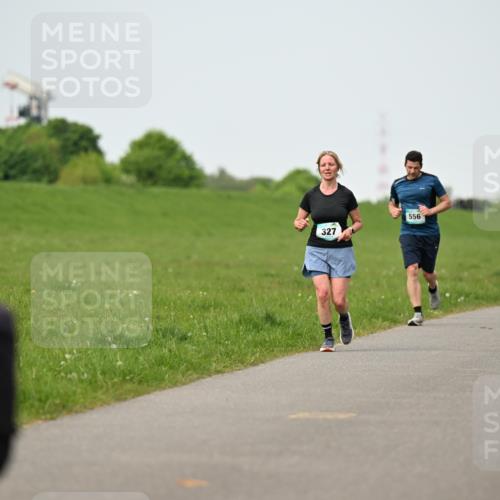 10.05.2026 - 8. Wedeler Halbmarathon Dr. Thomas Lammeyer http://msf.ph/oto/9712193 10.05.2026 12:07:59 Laufen 327, 556 meine-sportfotos.de