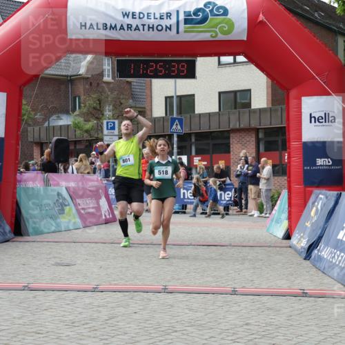 10.05.2026 - 8. Wedeler Halbmarathon Yannick Fuchs http://msf.ph/oto/9712355 10.05.2026 11:25:38 Ziel 518, 801, 2117 meine-sportfotos.de